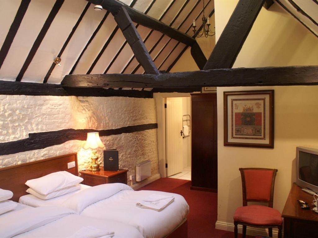 Inn The Saracens Head 3*