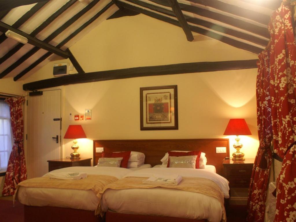 Inn The Saracens Head Amersham